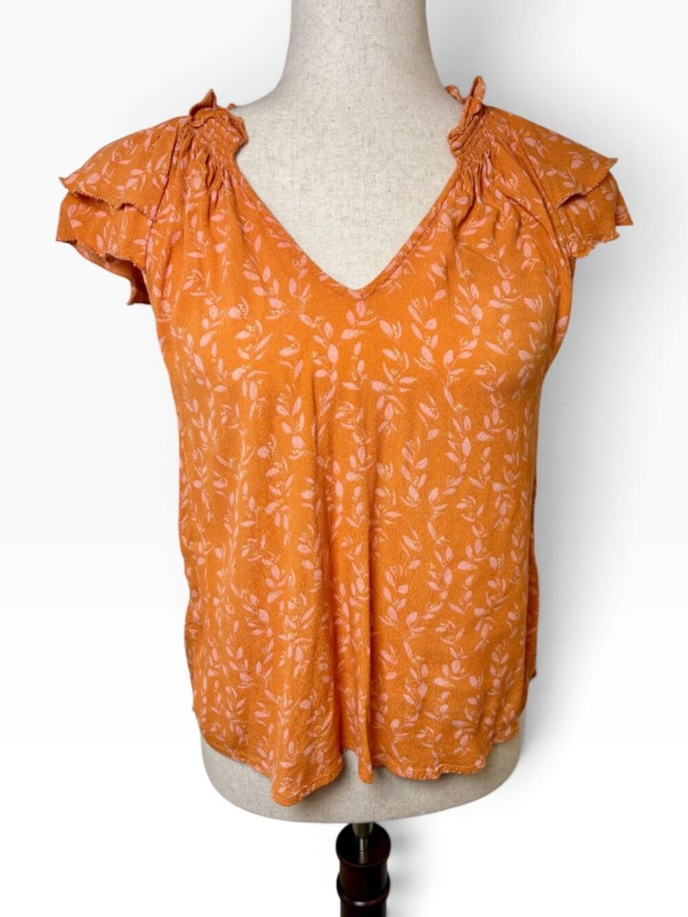A New Day Orange Pink Floral Flutter Sleeve V Neck Blouse Size Small